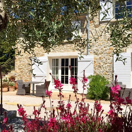 Bastide De Fontvieille 4*