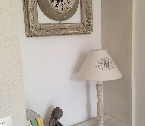 Bed and Breakfast Bastide De Fontvieille 4*