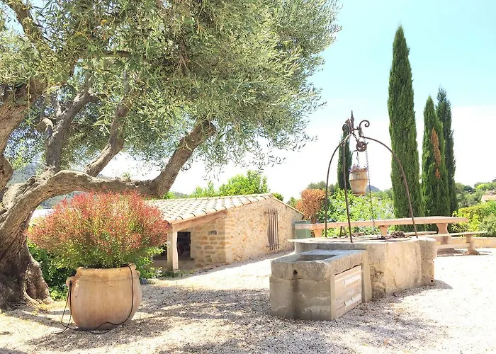 Bastide De Fontvieille Отель типа 